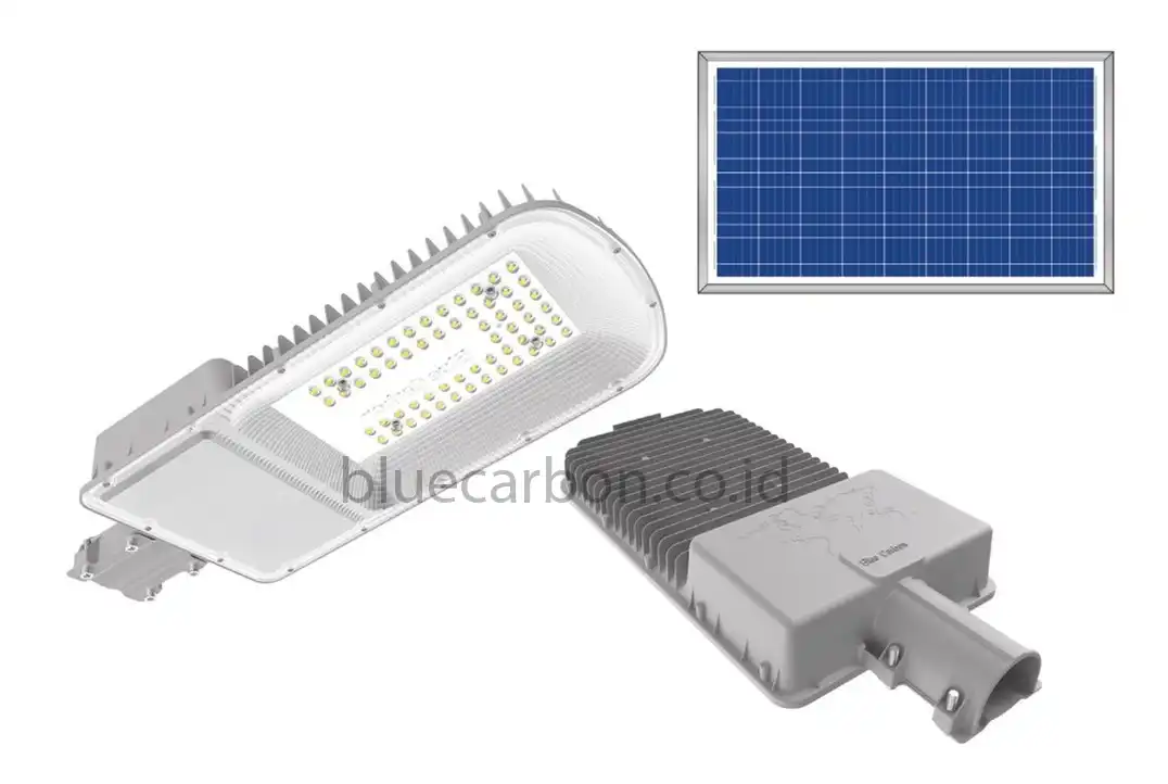 Lampu Jalan Tenaga Surya Blue Carbon Crossbow 50 W